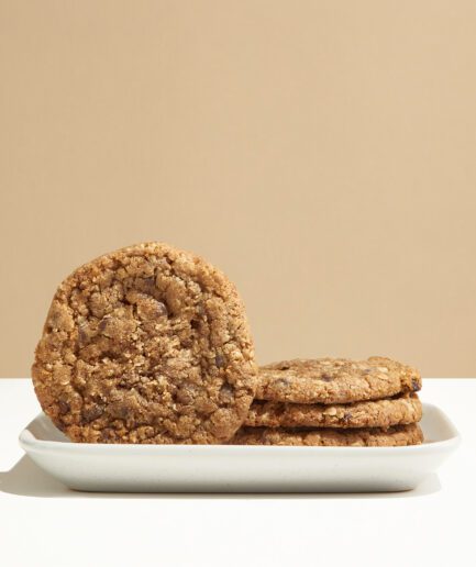 Vegan and Gluten-Free Oatmeal Chocolate Chip Cookies